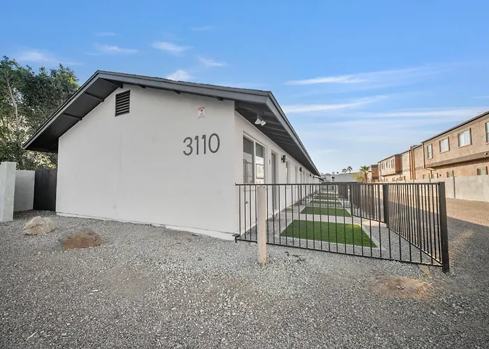 Arcadia Lite Unit 7 Your Quiet Retreat Away Apartment *