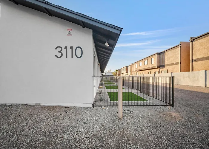 Arcadia Lite Unit 7 Your Quiet Retreat Away Apartment *